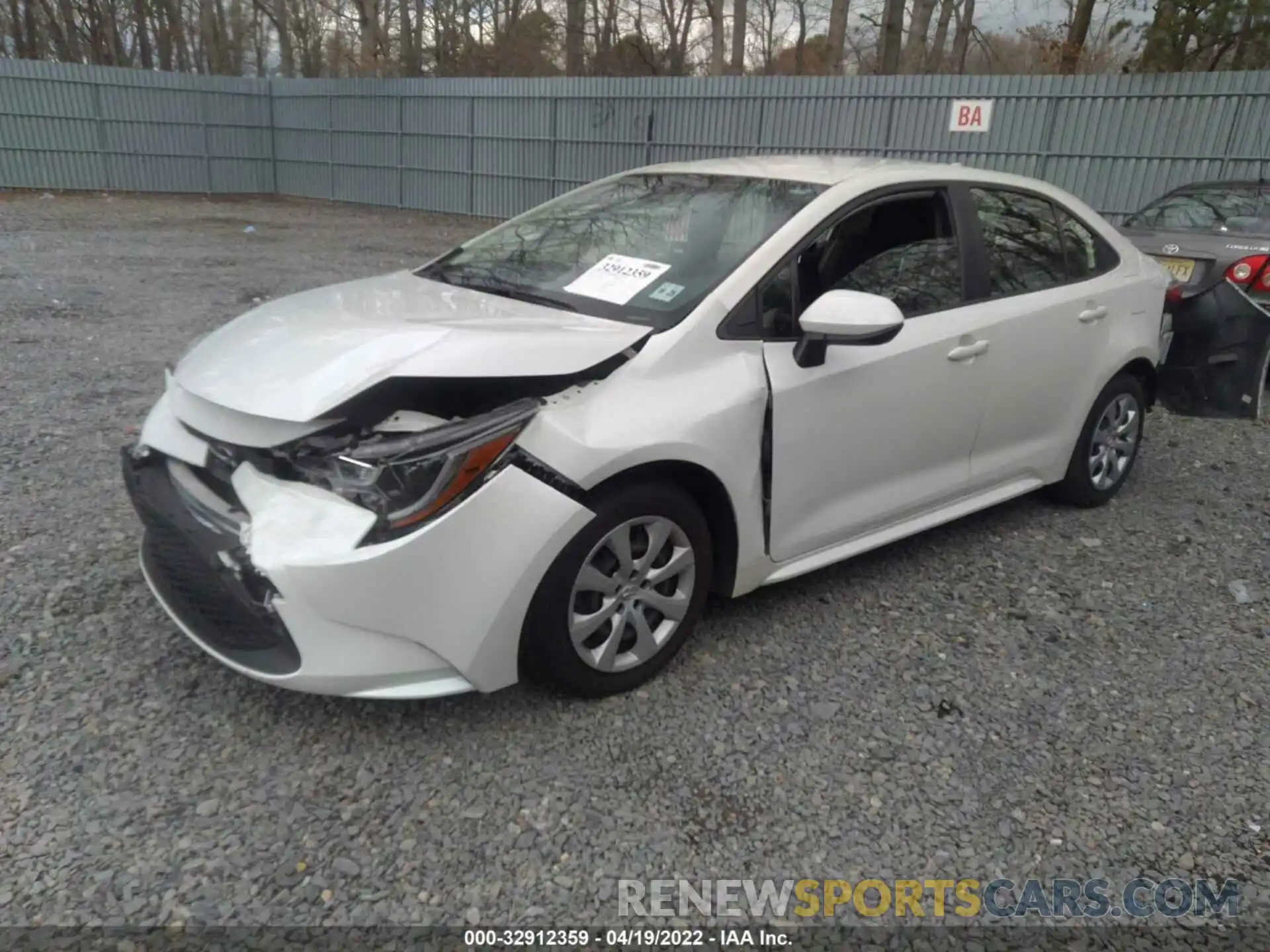 2 Photograph of a damaged car JTDEPRAE8LJ041927 TOYOTA COROLLA 2020