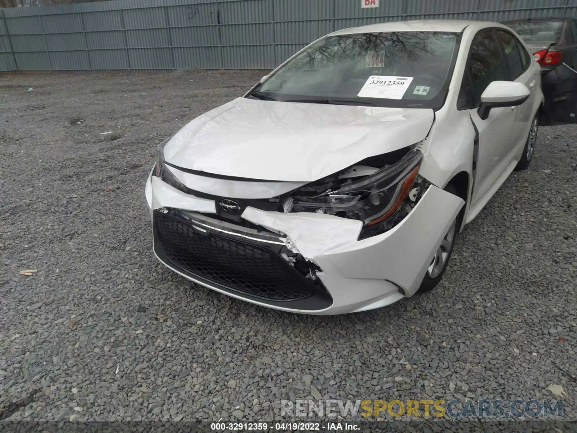 6 Photograph of a damaged car JTDEPRAE8LJ041927 TOYOTA COROLLA 2020