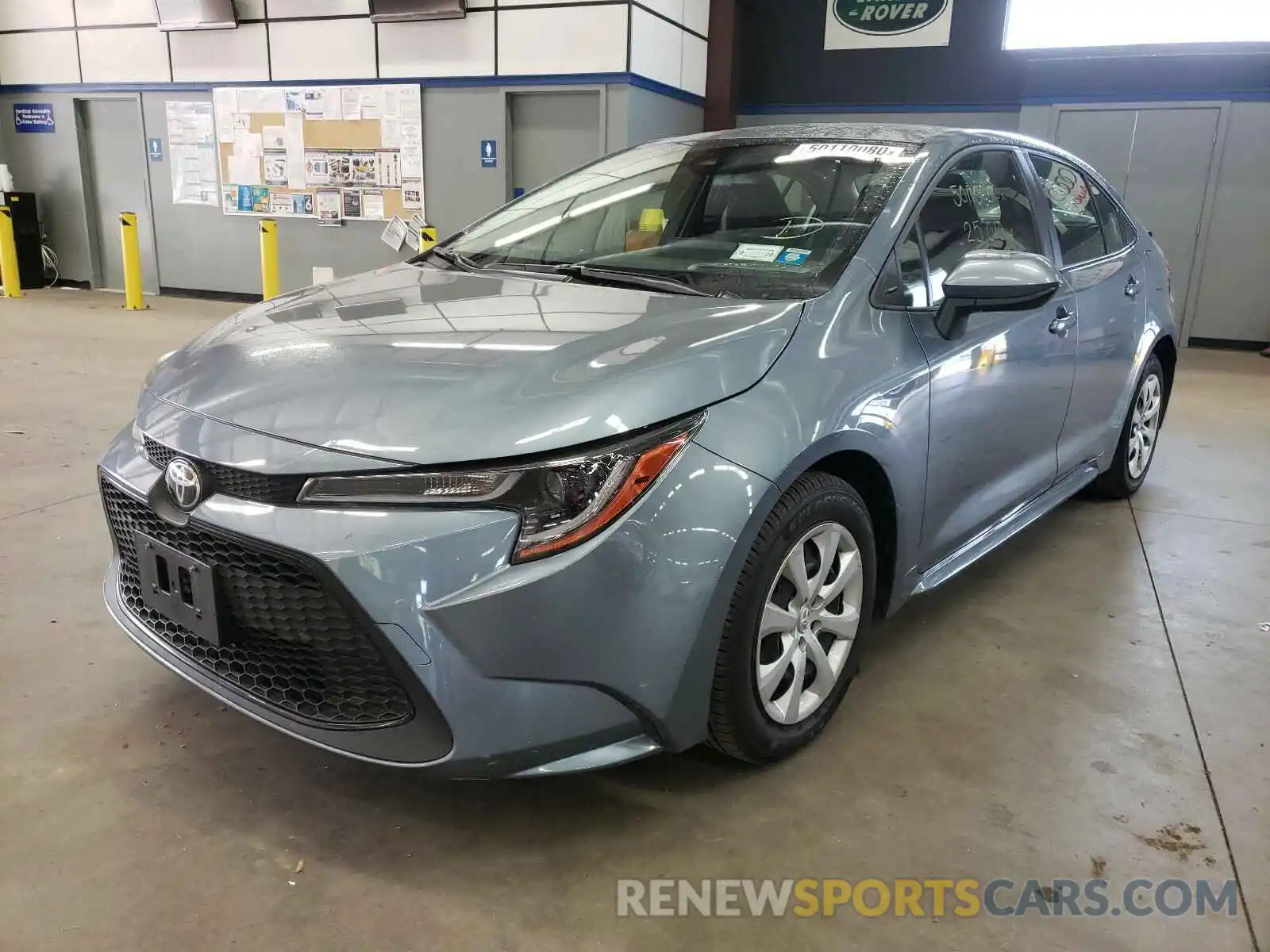 2 Photograph of a damaged car JTDEPRAE8LJ042348 TOYOTA COROLLA 2020