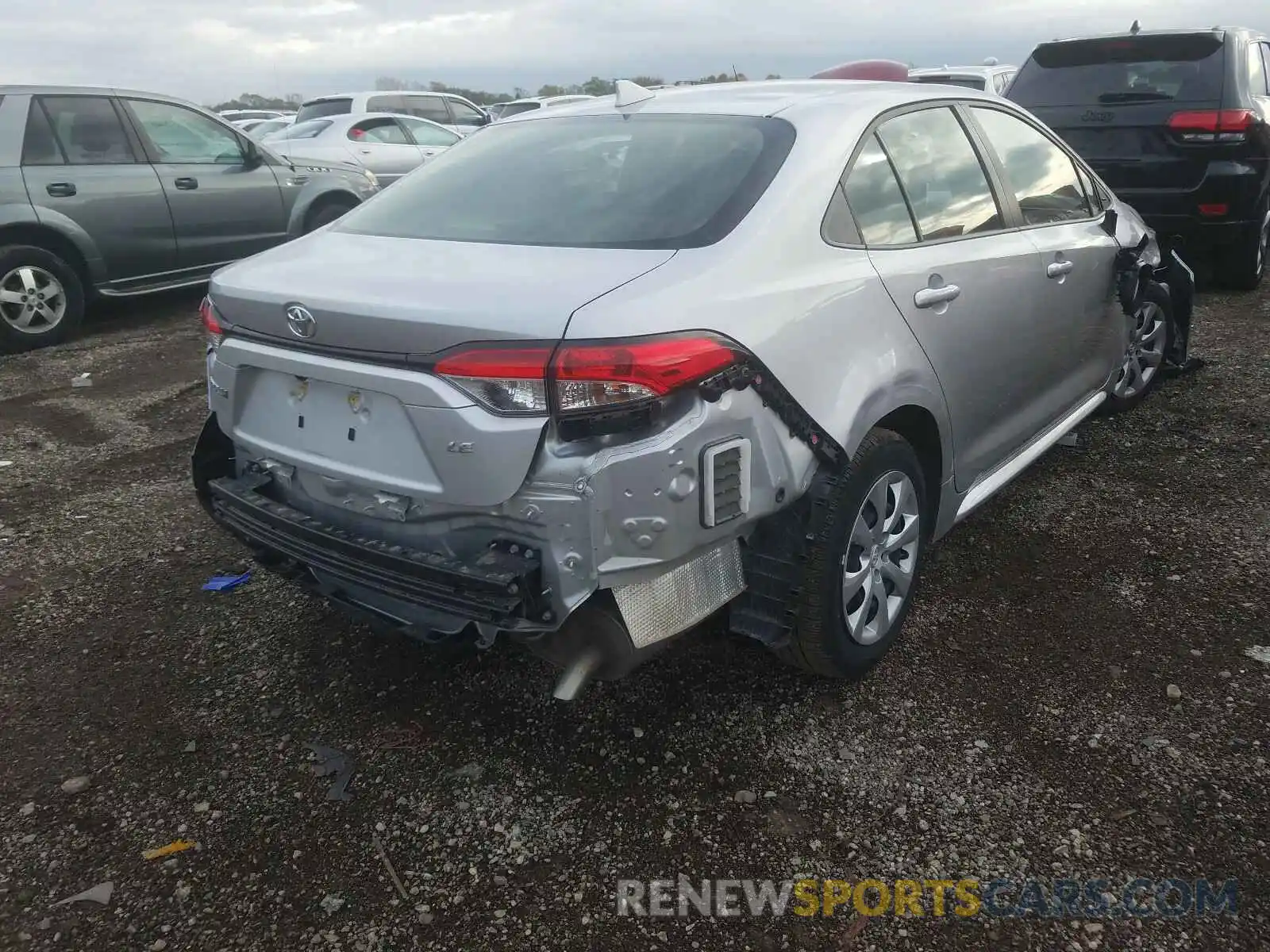 4 Photograph of a damaged car JTDEPRAE8LJ042558 TOYOTA COROLLA 2020