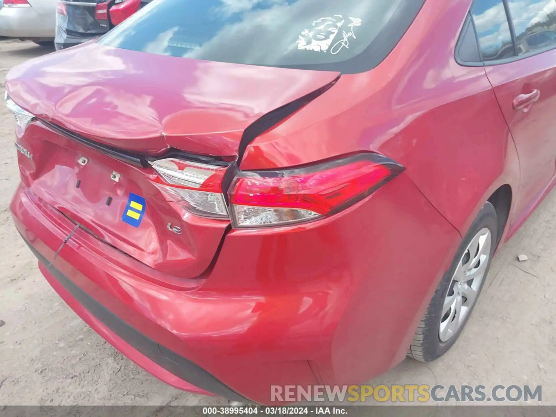 17 Photograph of a damaged car JTDEPRAE8LJ042754 TOYOTA COROLLA 2020