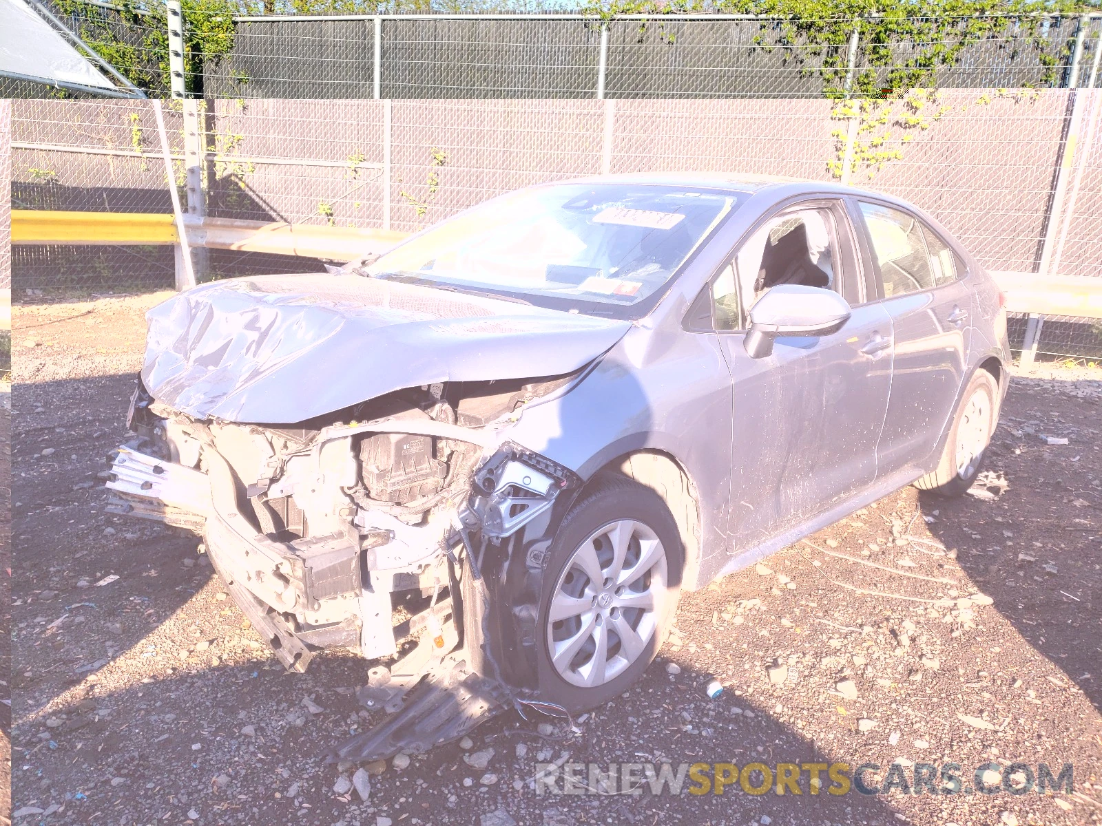 2 Photograph of a damaged car JTDEPRAE8LJ043824 TOYOTA COROLLA 2020