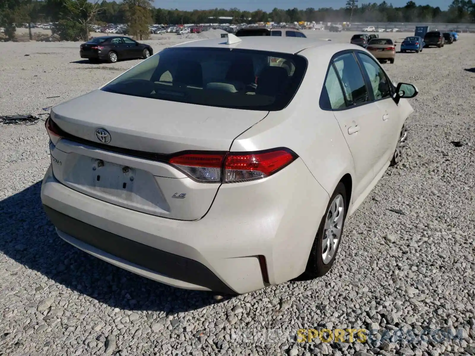 4 Photograph of a damaged car JTDEPRAE8LJ044309 TOYOTA COROLLA 2020