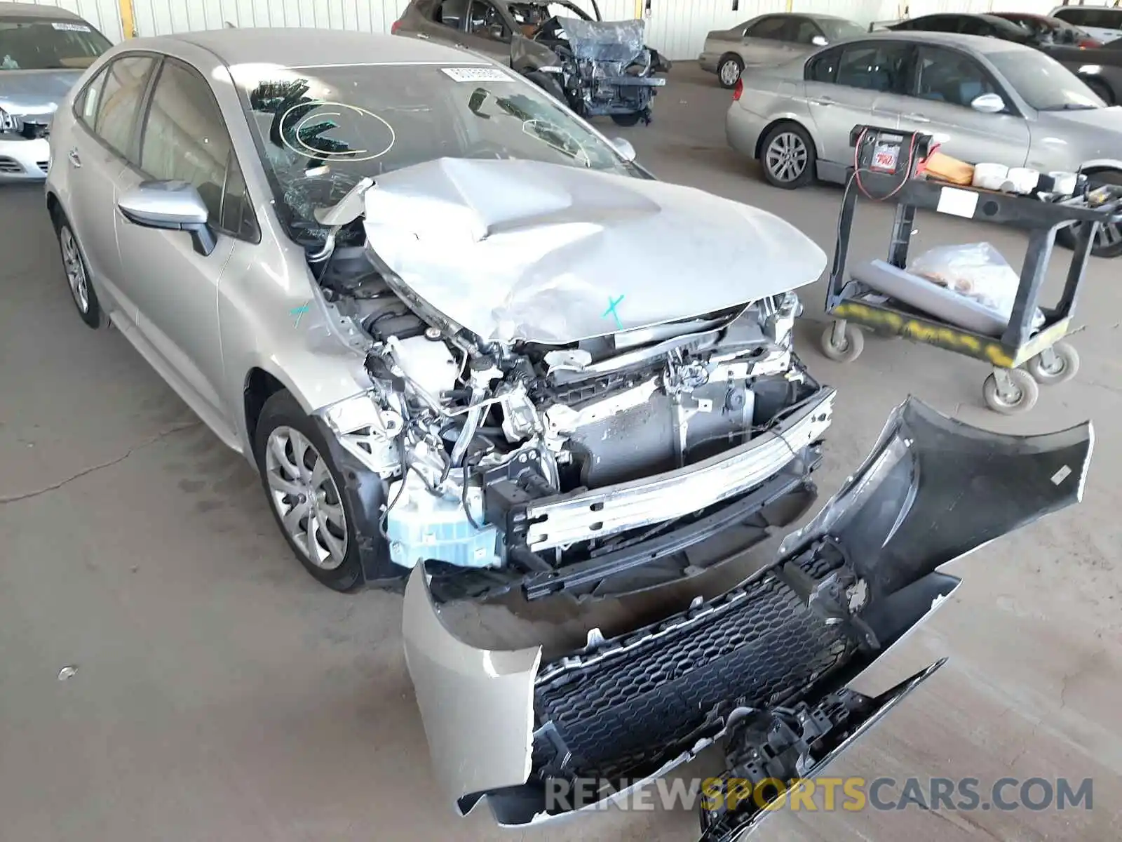 9 Photograph of a damaged car JTDEPRAE8LJ044441 TOYOTA COROLLA 2020