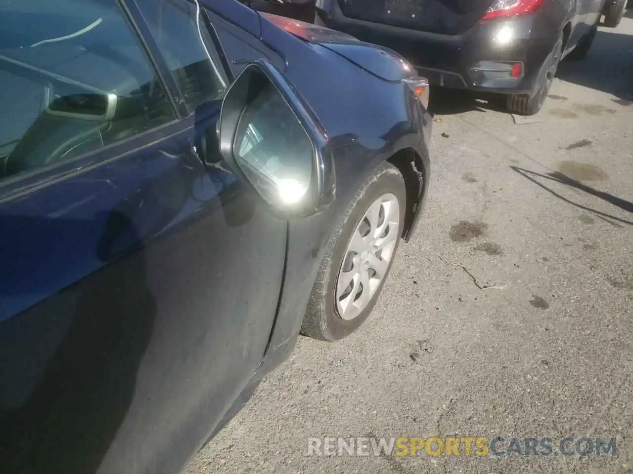 9 Photograph of a damaged car JTDEPRAE8LJ047226 TOYOTA COROLLA 2020