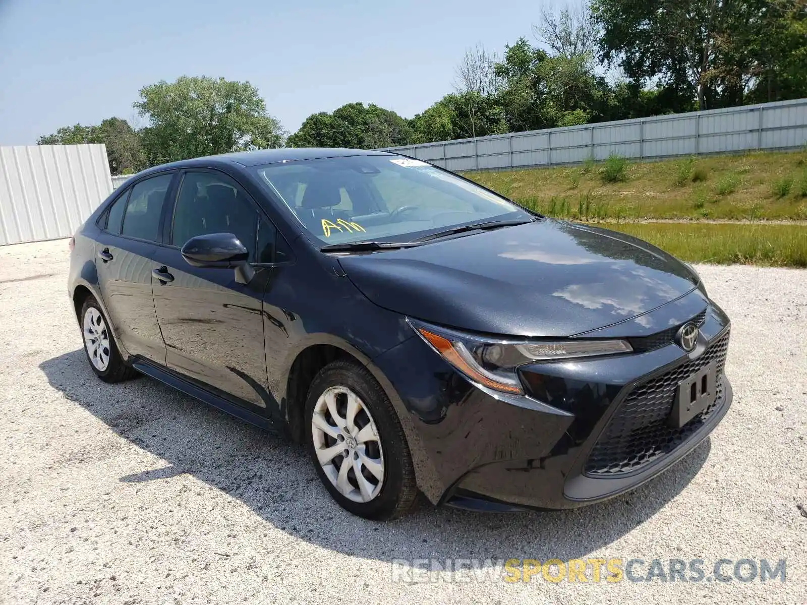 1 Photograph of a damaged car JTDEPRAE8LJ049591 TOYOTA COROLLA 2020