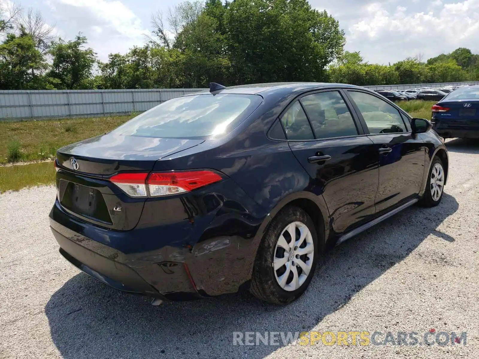 4 Photograph of a damaged car JTDEPRAE8LJ049591 TOYOTA COROLLA 2020