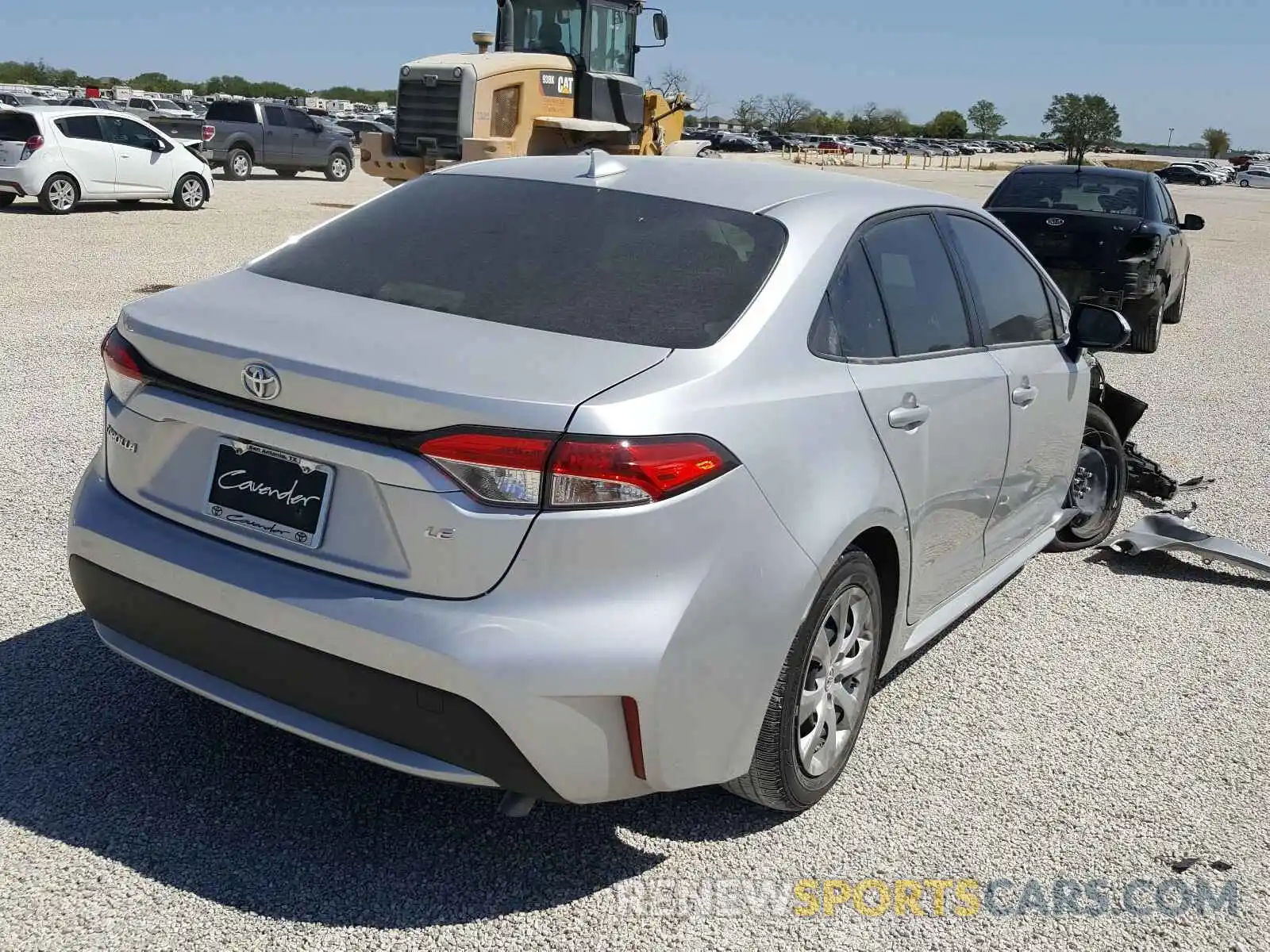 4 Photograph of a damaged car JTDEPRAE8LJ050014 TOYOTA COROLLA 2020