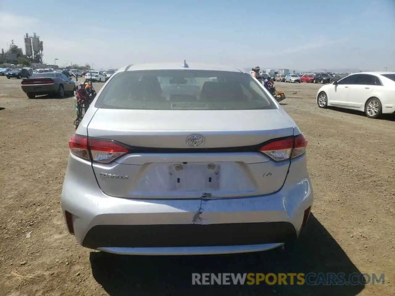 9 Photograph of a damaged car JTDEPRAE8LJ051079 TOYOTA COROLLA 2020