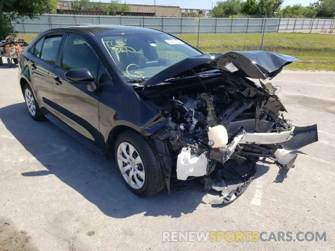 1 Photograph of a damaged car JTDEPRAE8LJ052569 TOYOTA COROLLA 2020