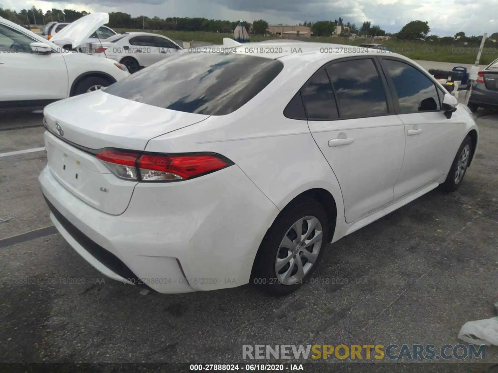 4 Photograph of a damaged car JTDEPRAE8LJ052572 TOYOTA COROLLA 2020