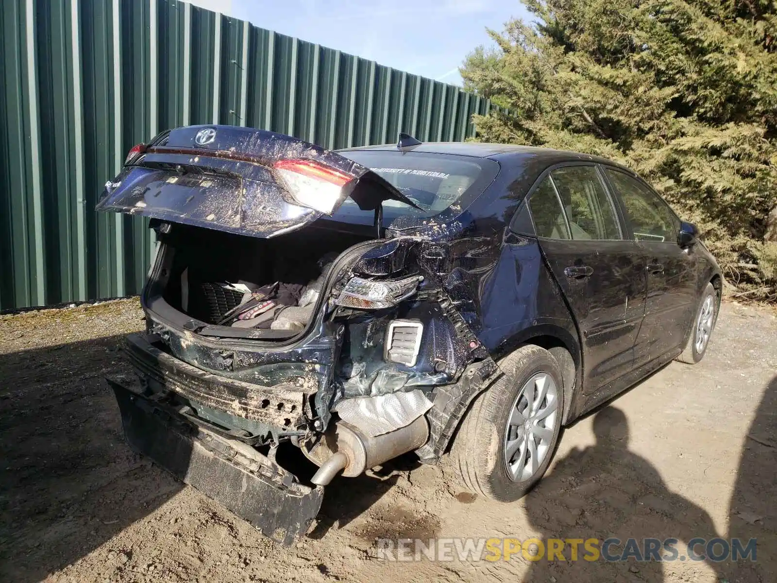 4 Photograph of a damaged car JTDEPRAE8LJ052765 TOYOTA COROLLA 2020