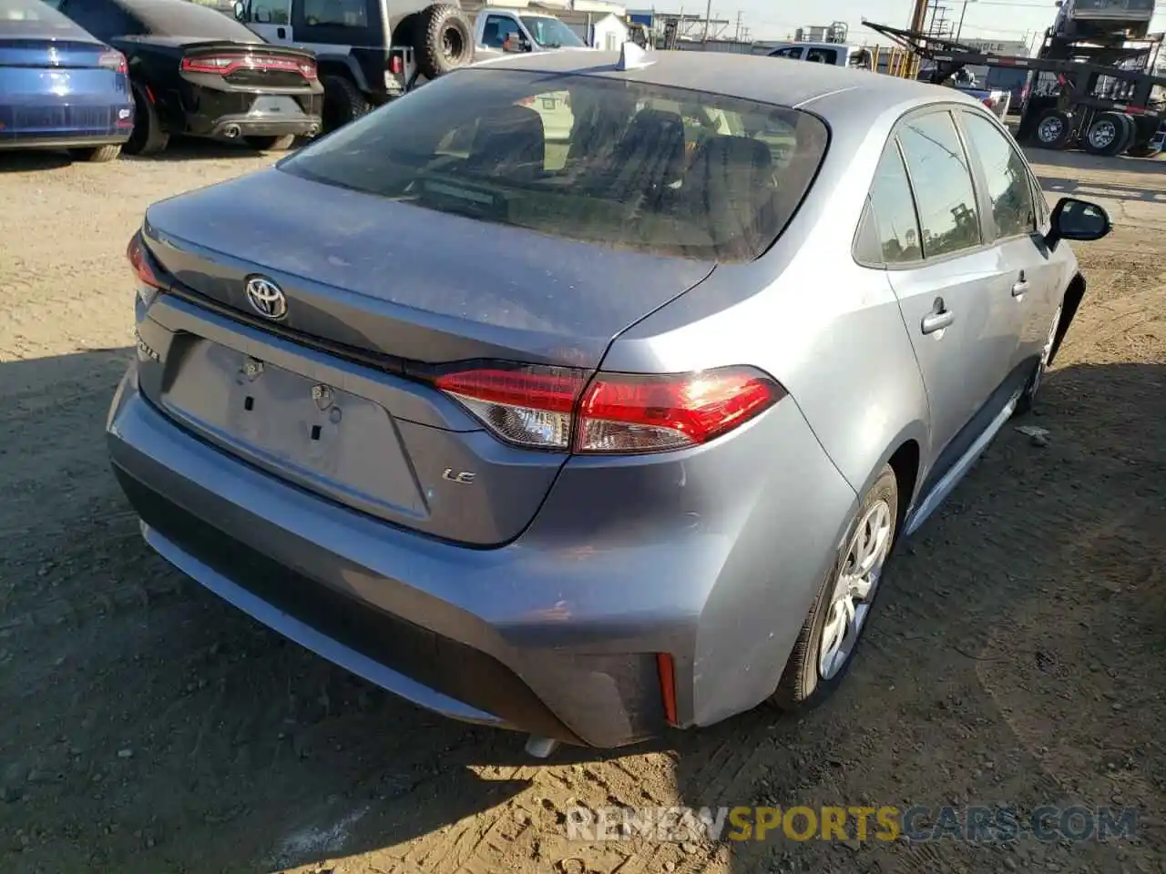 4 Photograph of a damaged car JTDEPRAE8LJ052815 TOYOTA COROLLA 2020