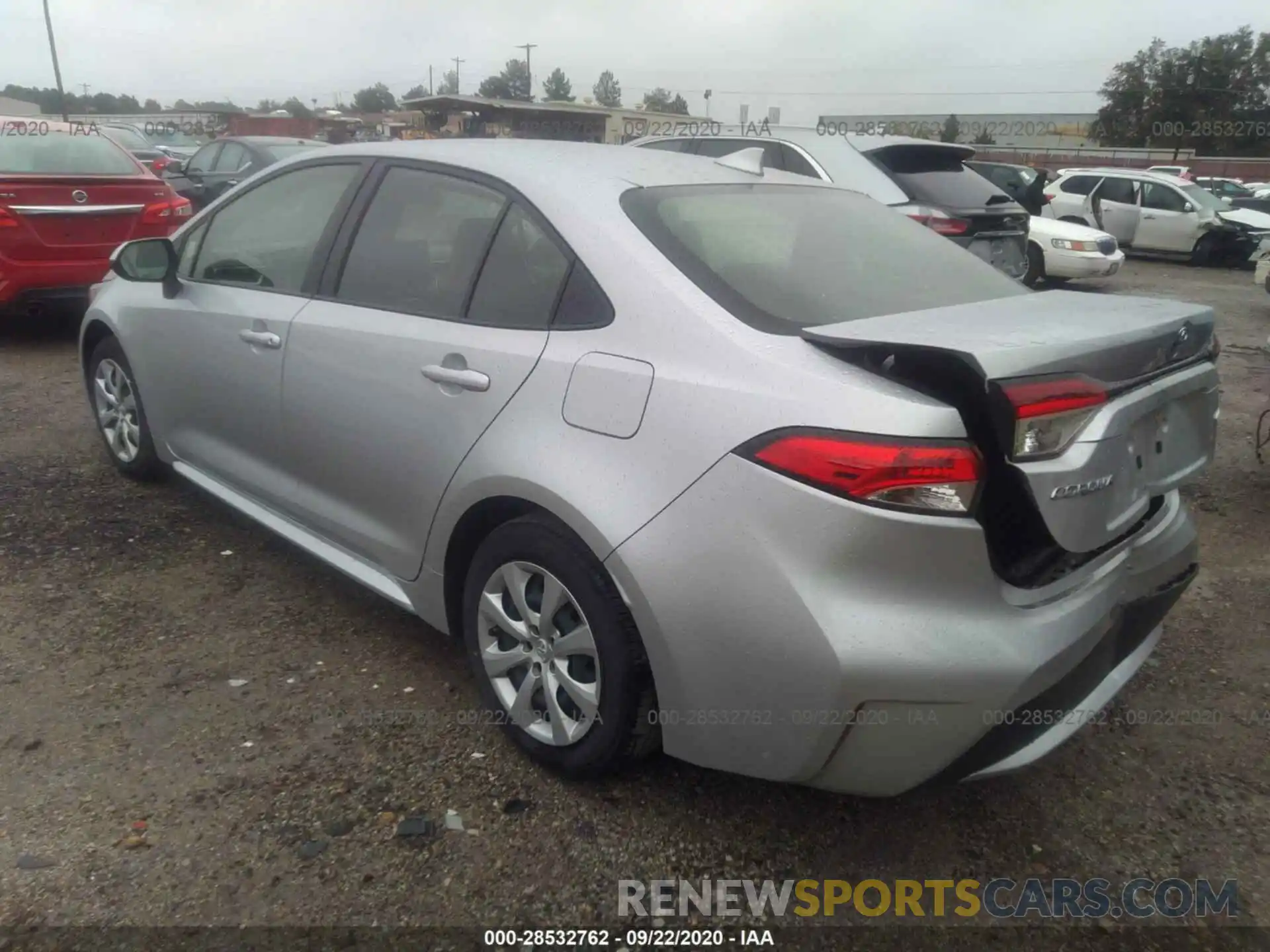 3 Photograph of a damaged car JTDEPRAE8LJ053964 TOYOTA COROLLA 2020