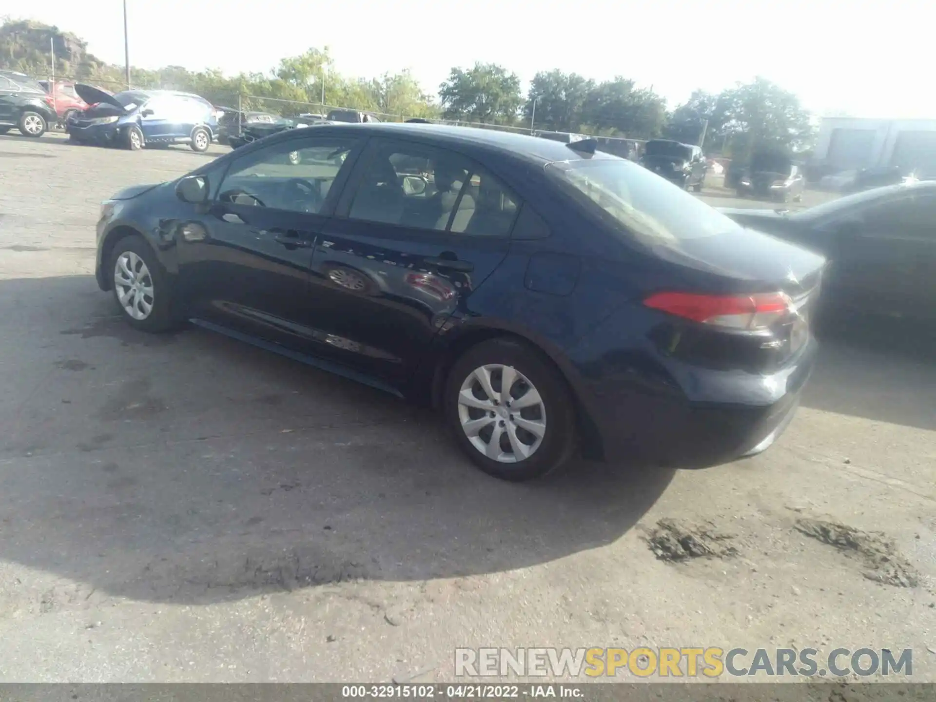 3 Photograph of a damaged car JTDEPRAE8LJ054144 TOYOTA COROLLA 2020