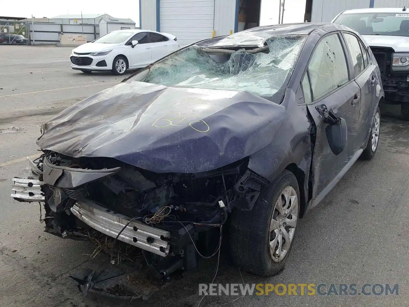 2 Photograph of a damaged car JTDEPRAE8LJ054306 TOYOTA COROLLA 2020