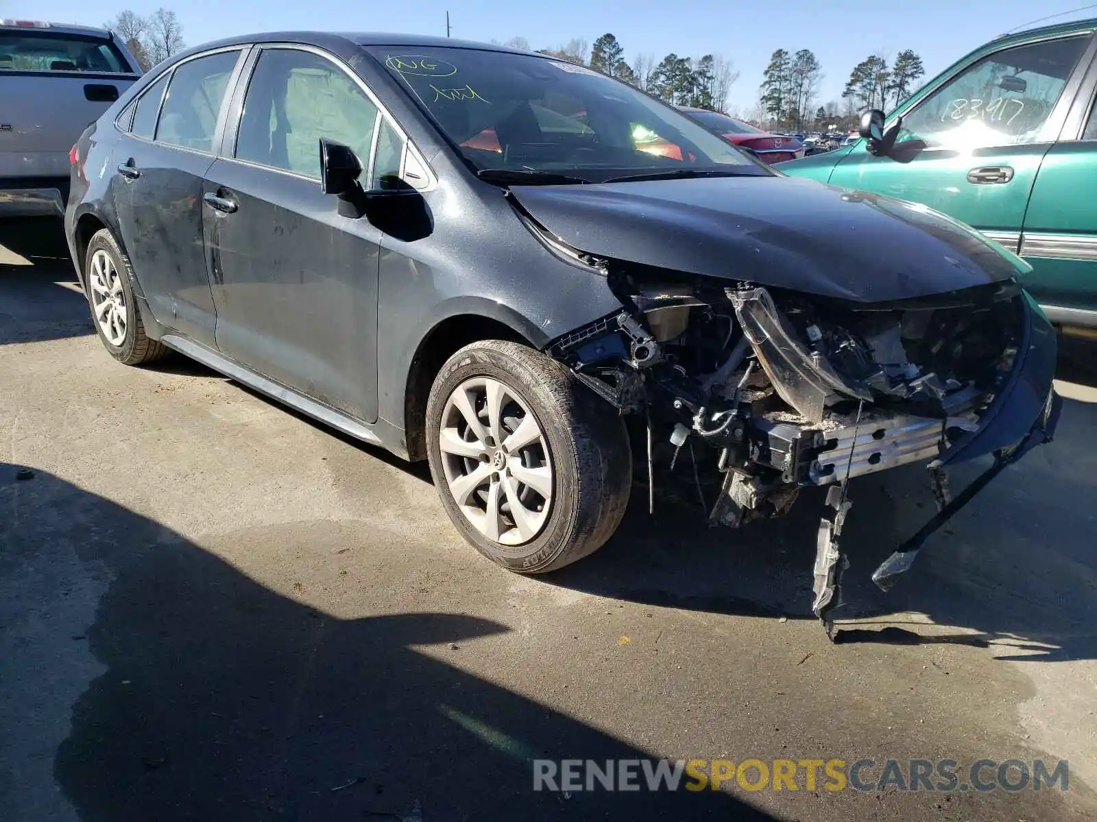 1 Photograph of a damaged car JTDEPRAE8LJ055570 TOYOTA COROLLA 2020