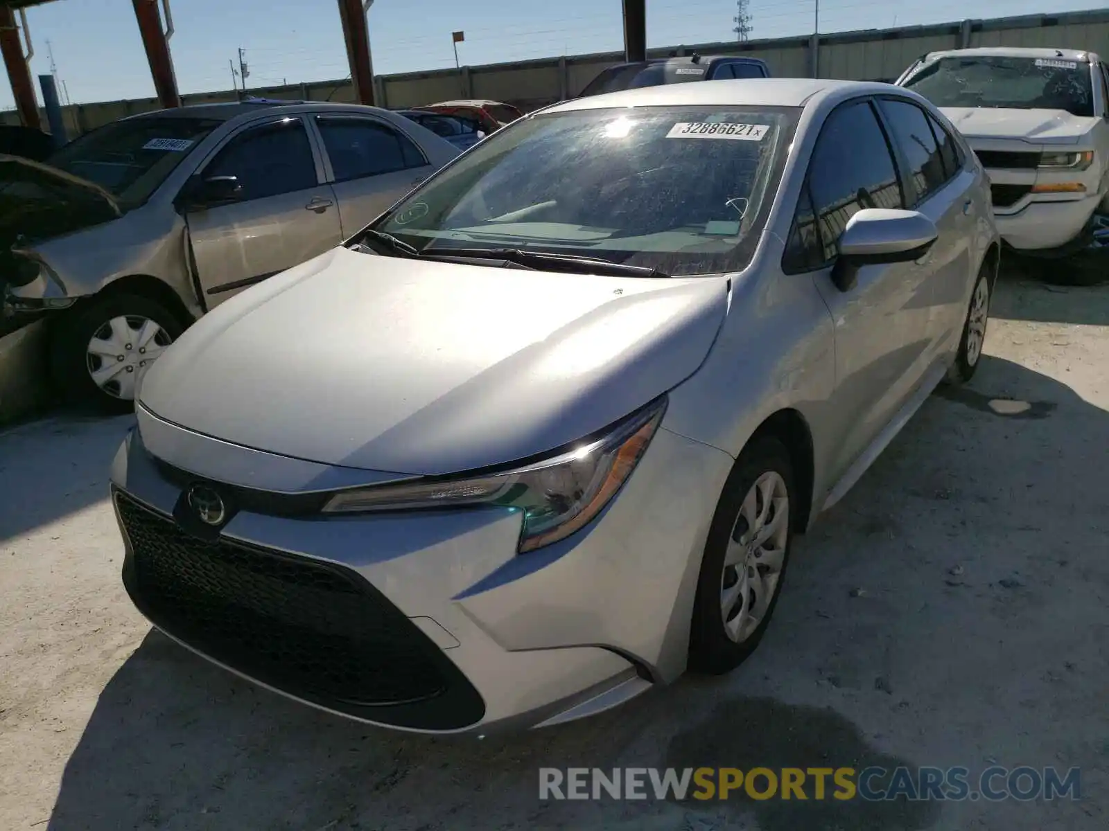 2 Photograph of a damaged car JTDEPRAE8LJ055942 TOYOTA COROLLA 2020