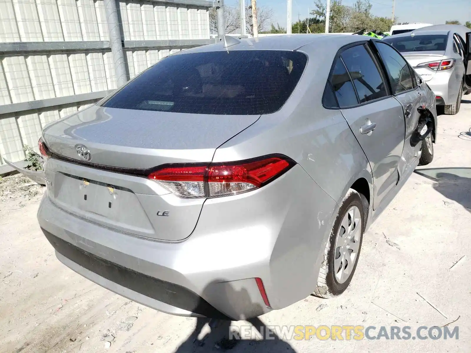 4 Photograph of a damaged car JTDEPRAE8LJ055942 TOYOTA COROLLA 2020