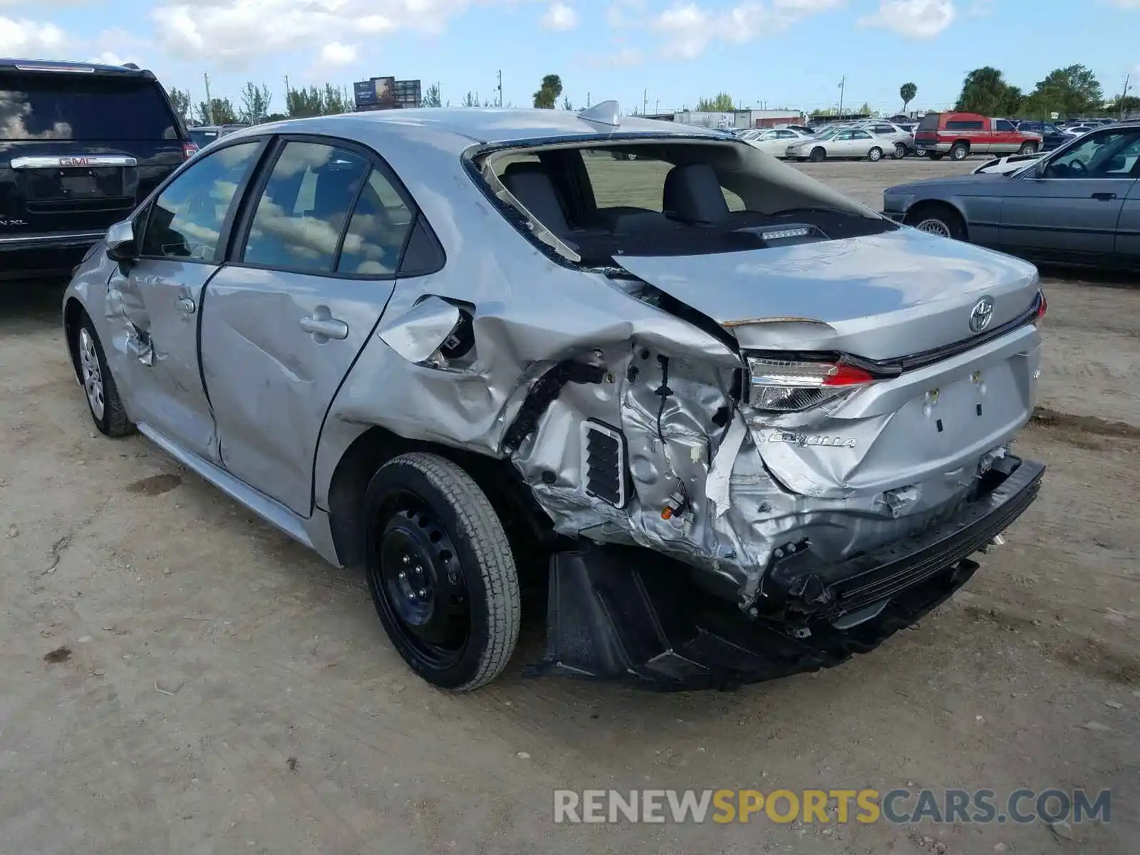 3 Photograph of a damaged car JTDEPRAE8LJ058517 TOYOTA COROLLA 2020