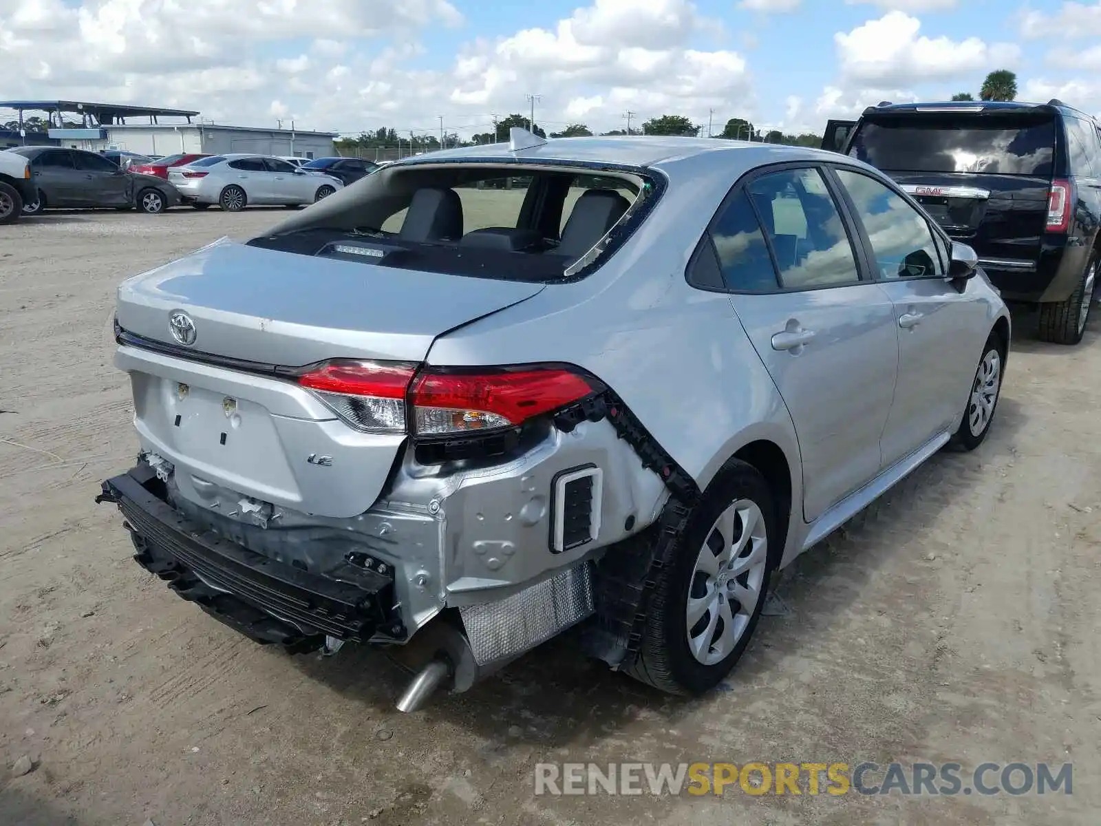 4 Photograph of a damaged car JTDEPRAE8LJ058517 TOYOTA COROLLA 2020