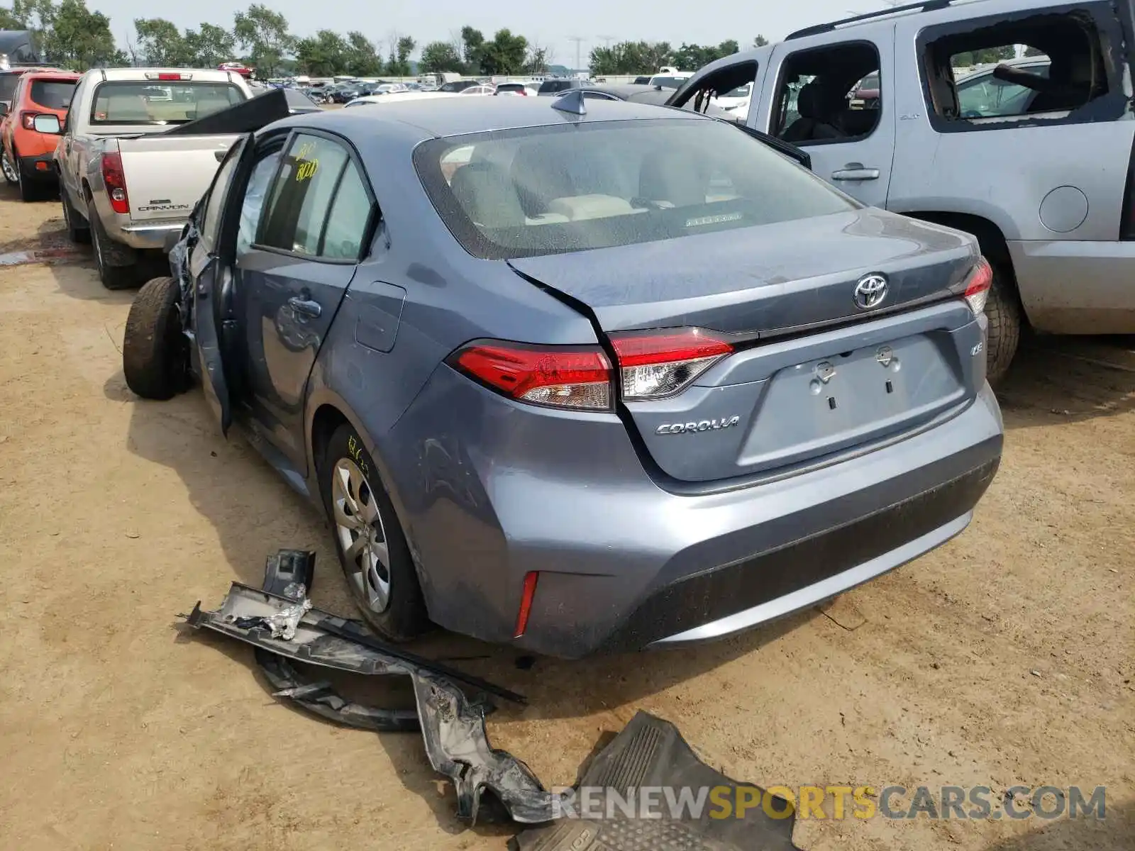 3 Photograph of a damaged car JTDEPRAE8LJ058937 TOYOTA COROLLA 2020