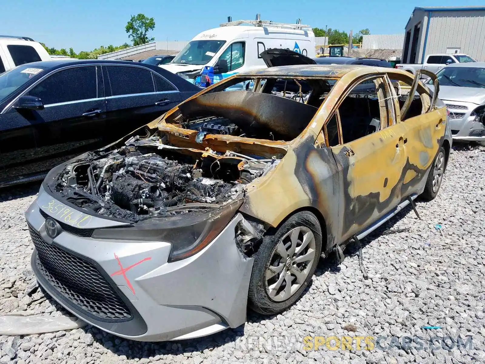 2 Photograph of a damaged car JTDEPRAE8LJ059490 TOYOTA COROLLA 2020