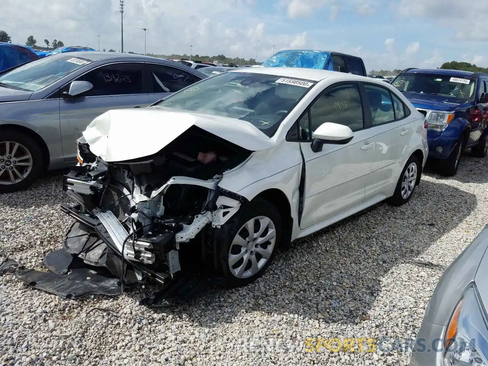 2 Photograph of a damaged car JTDEPRAE8LJ060784 TOYOTA COROLLA 2020