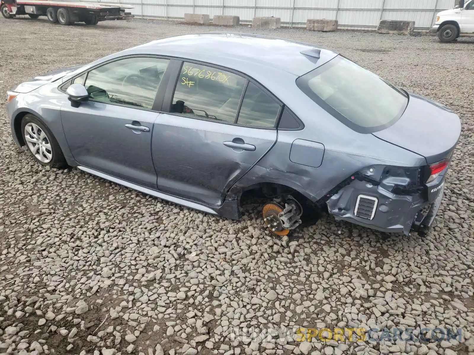 3 Photograph of a damaged car JTDEPRAE8LJ062454 TOYOTA COROLLA 2020