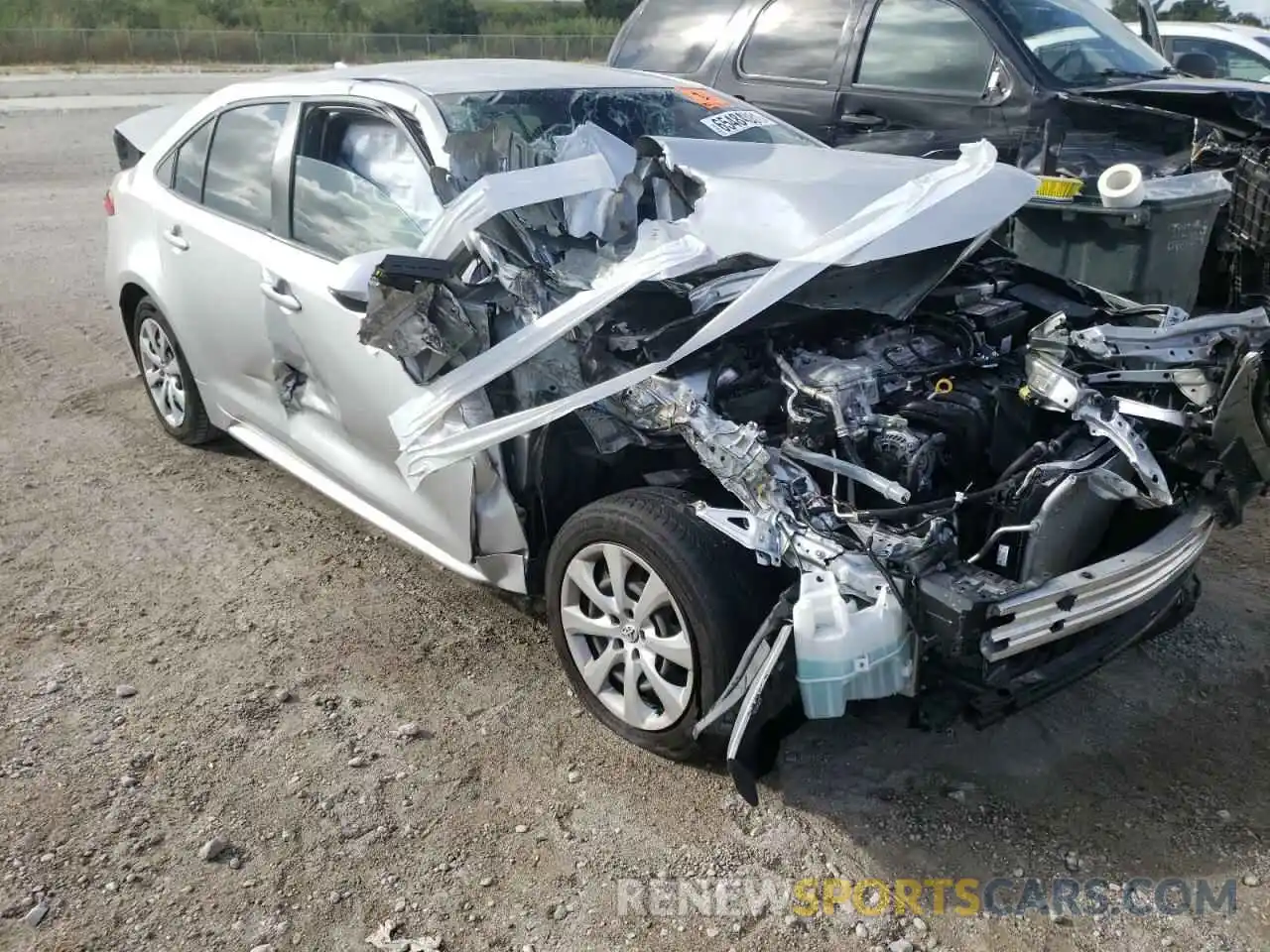 1 Photograph of a damaged car JTDEPRAE8LJ064740 TOYOTA COROLLA 2020