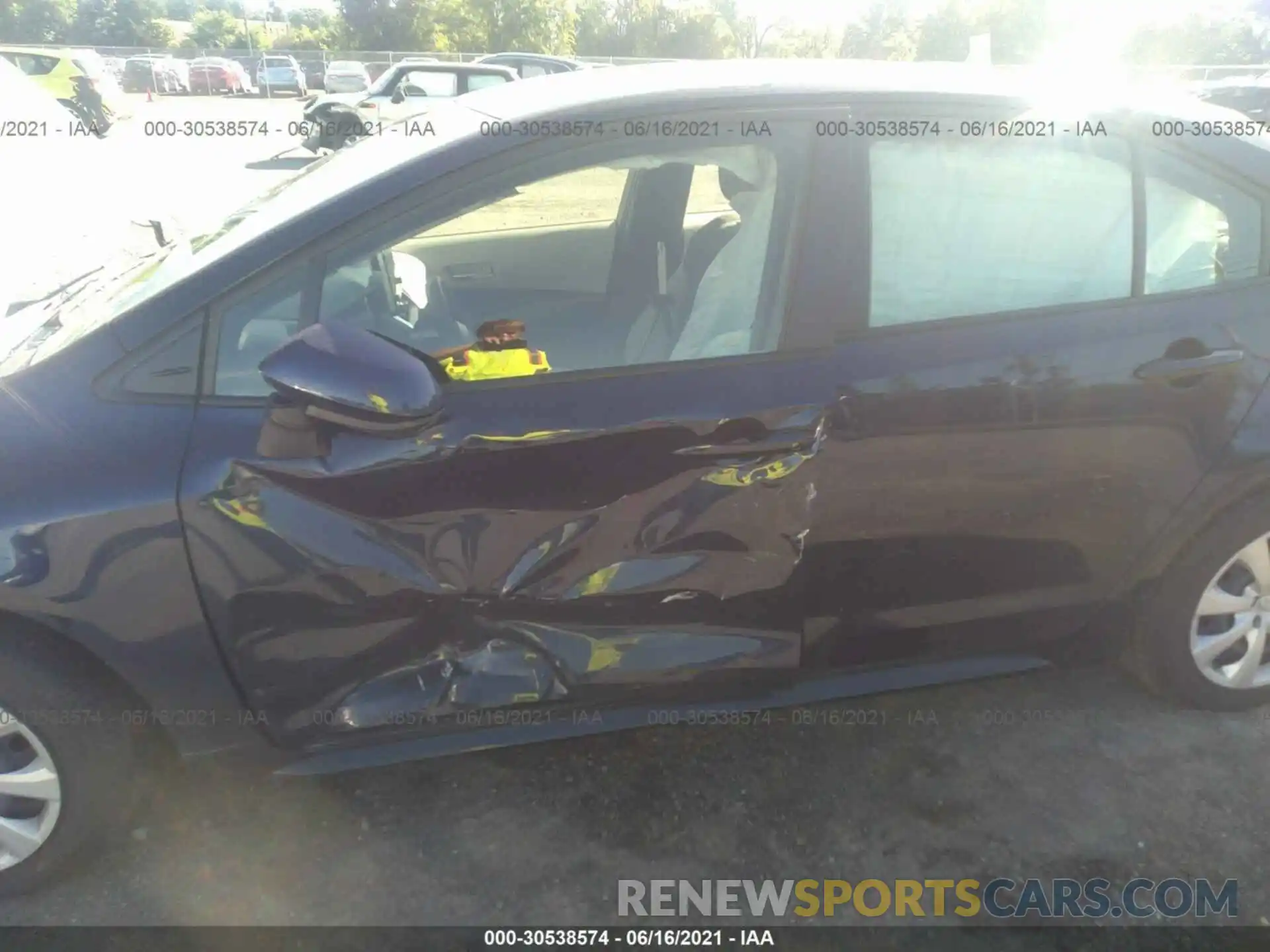 6 Photograph of a damaged car JTDEPRAE8LJ064995 TOYOTA COROLLA 2020