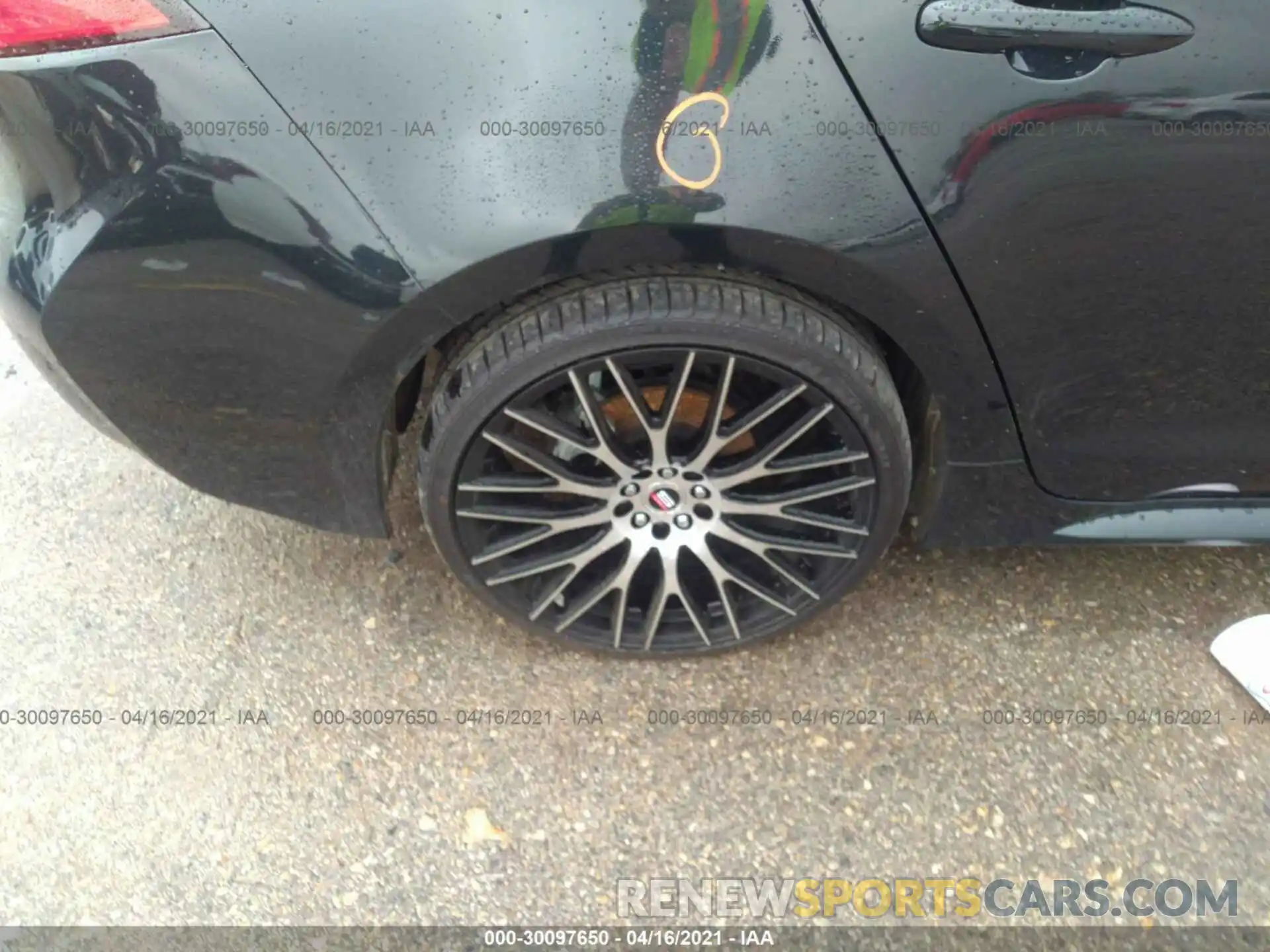 14 Photograph of a damaged car JTDEPRAE8LJ065225 TOYOTA COROLLA 2020