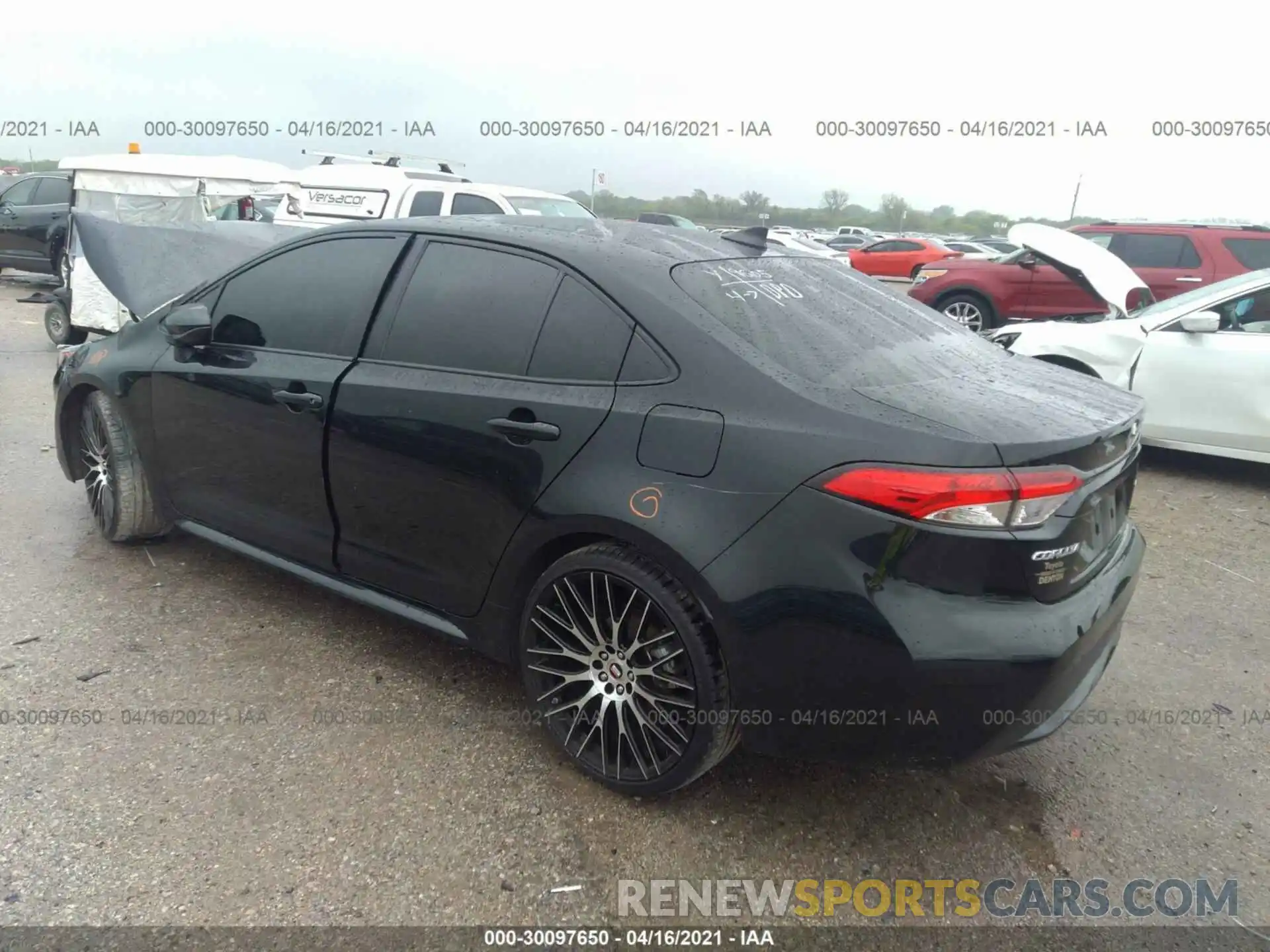 3 Photograph of a damaged car JTDEPRAE8LJ065225 TOYOTA COROLLA 2020