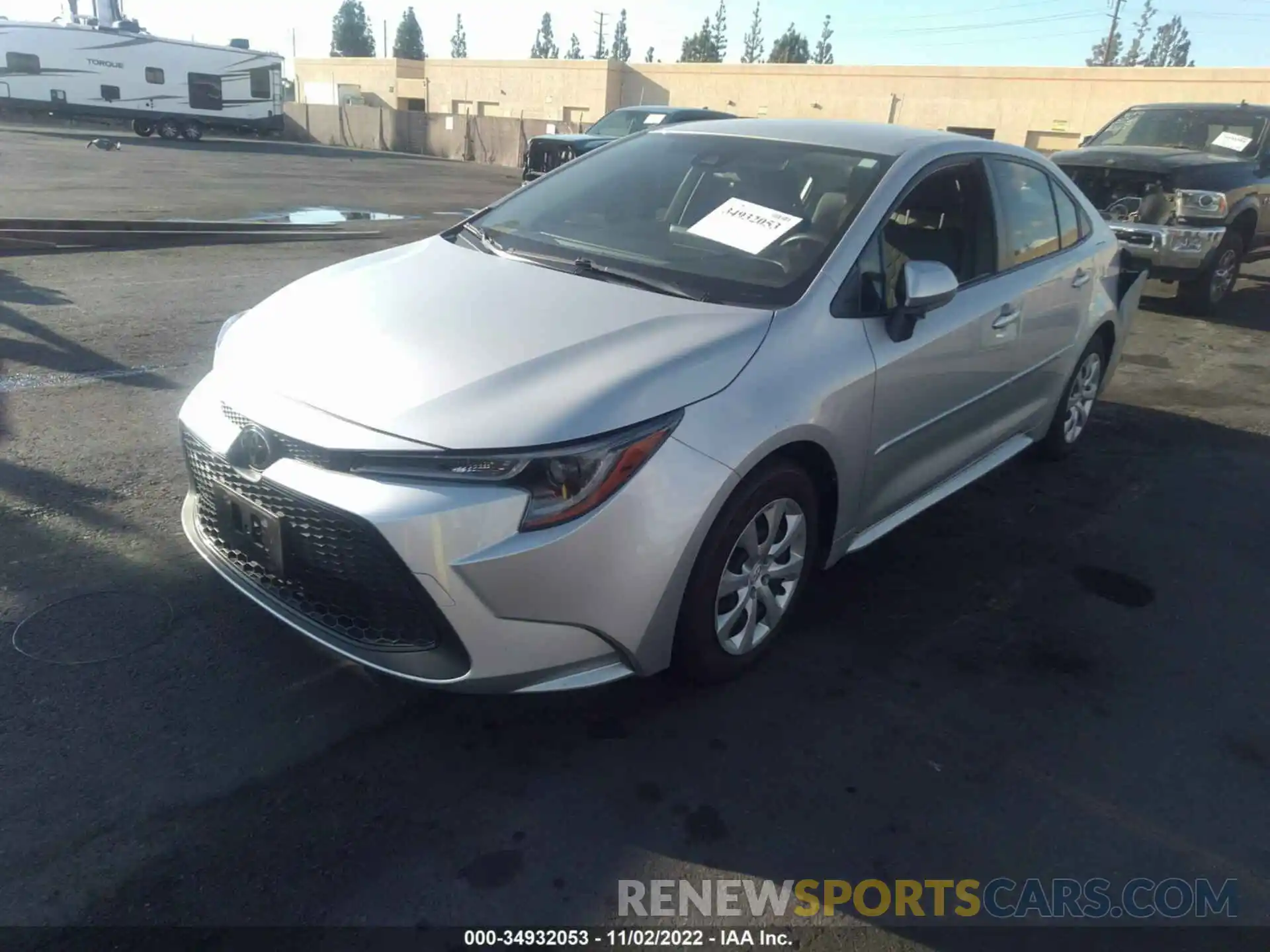 2 Photograph of a damaged car JTDEPRAE8LJ067301 TOYOTA COROLLA 2020