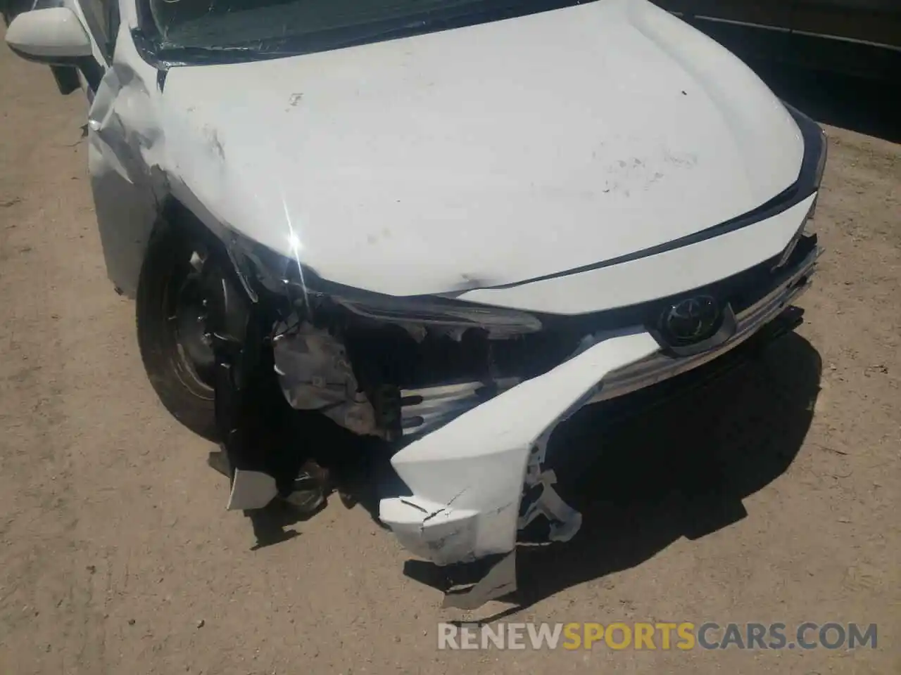 9 Photograph of a damaged car JTDEPRAE8LJ068366 TOYOTA COROLLA 2020