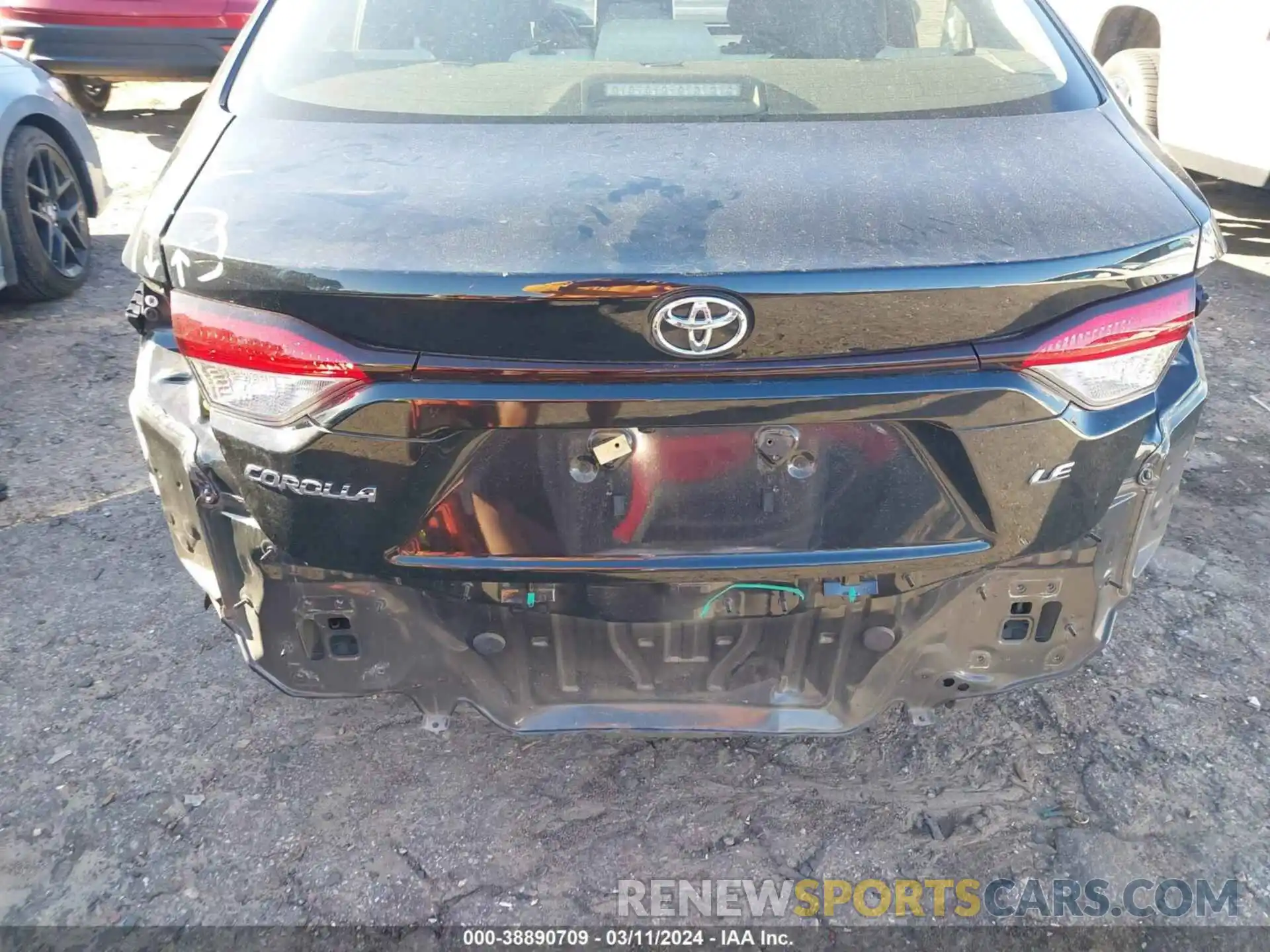 6 Photograph of a damaged car JTDEPRAE8LJ068772 TOYOTA COROLLA 2020