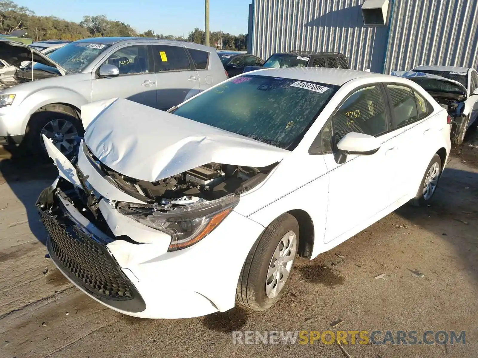 2 Photograph of a damaged car JTDEPRAE8LJ069338 TOYOTA COROLLA 2020