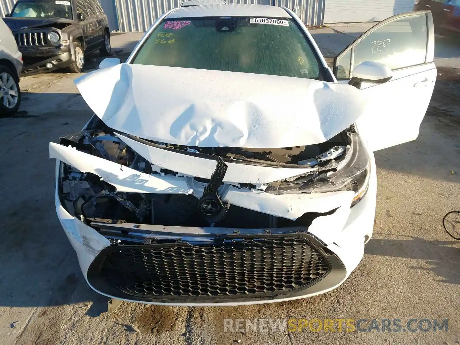 9 Photograph of a damaged car JTDEPRAE8LJ069338 TOYOTA COROLLA 2020