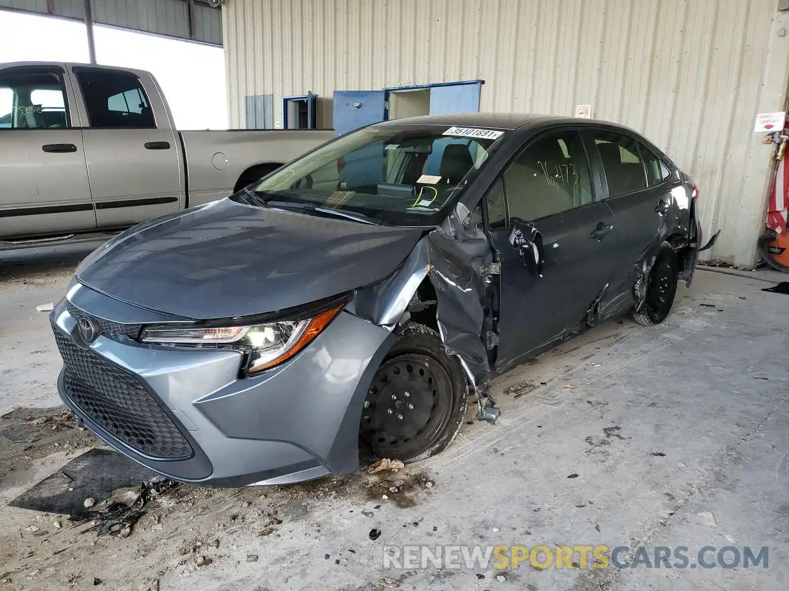 2 Photograph of a damaged car JTDEPRAE8LJ070313 TOYOTA COROLLA 2020