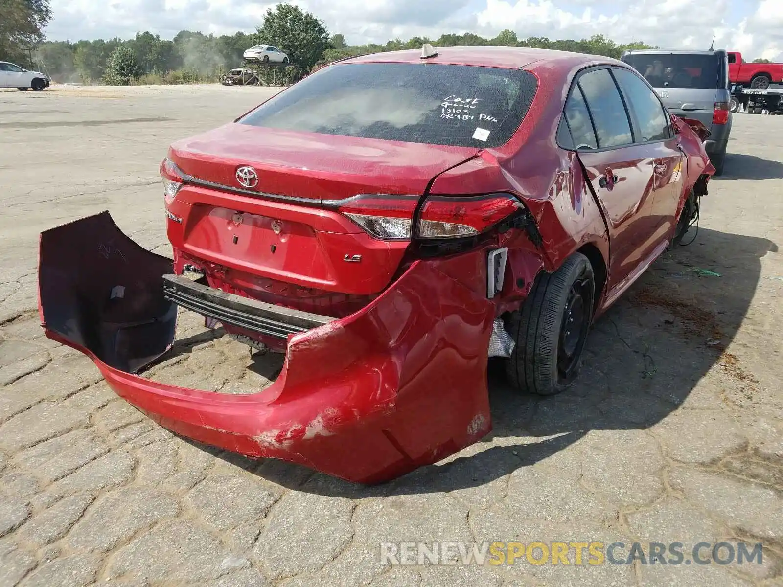 4 Photograph of a damaged car JTDEPRAE8LJ071462 TOYOTA COROLLA 2020