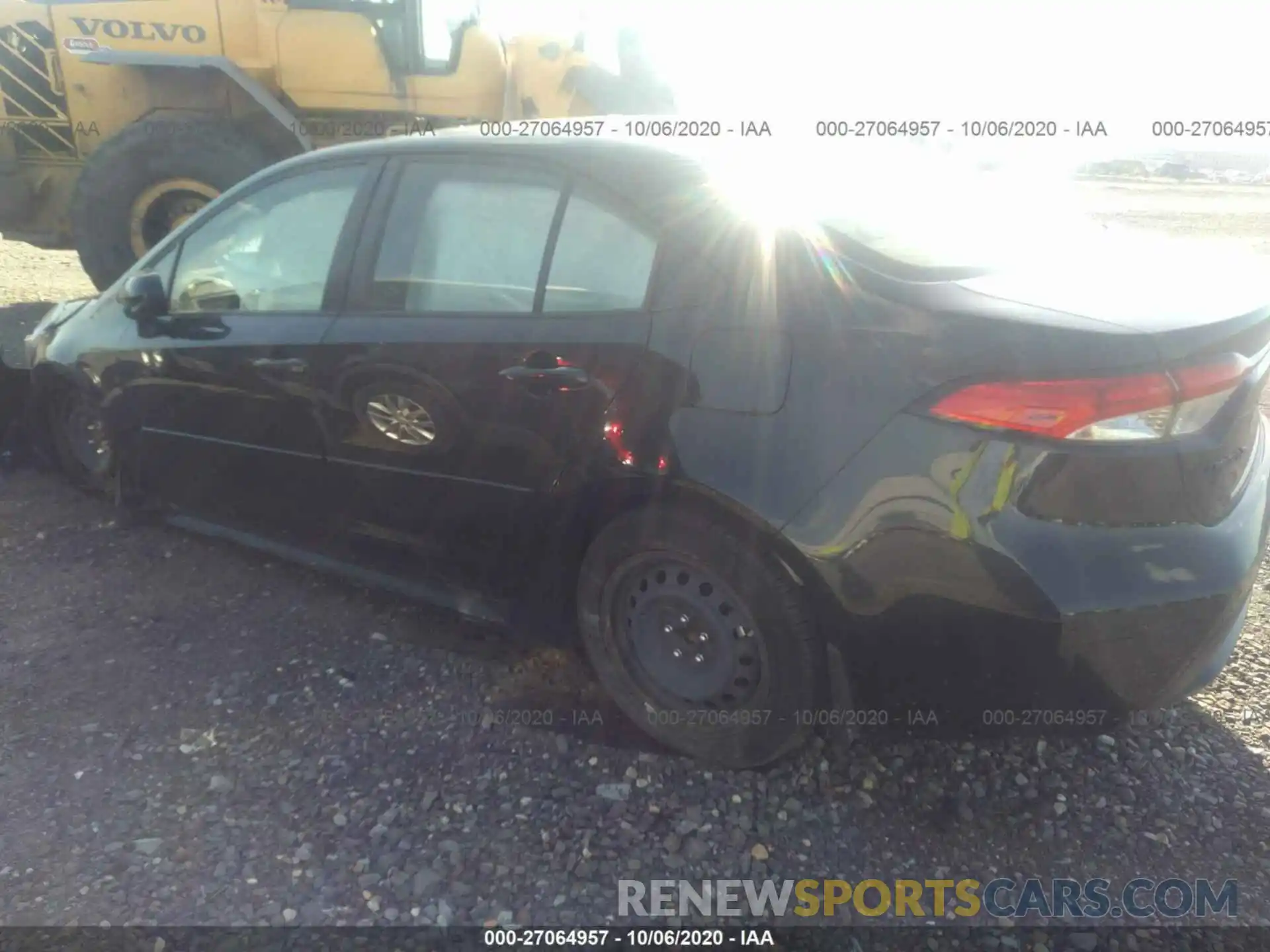 3 Photograph of a damaged car JTDEPRAE8LJ071820 TOYOTA COROLLA 2020