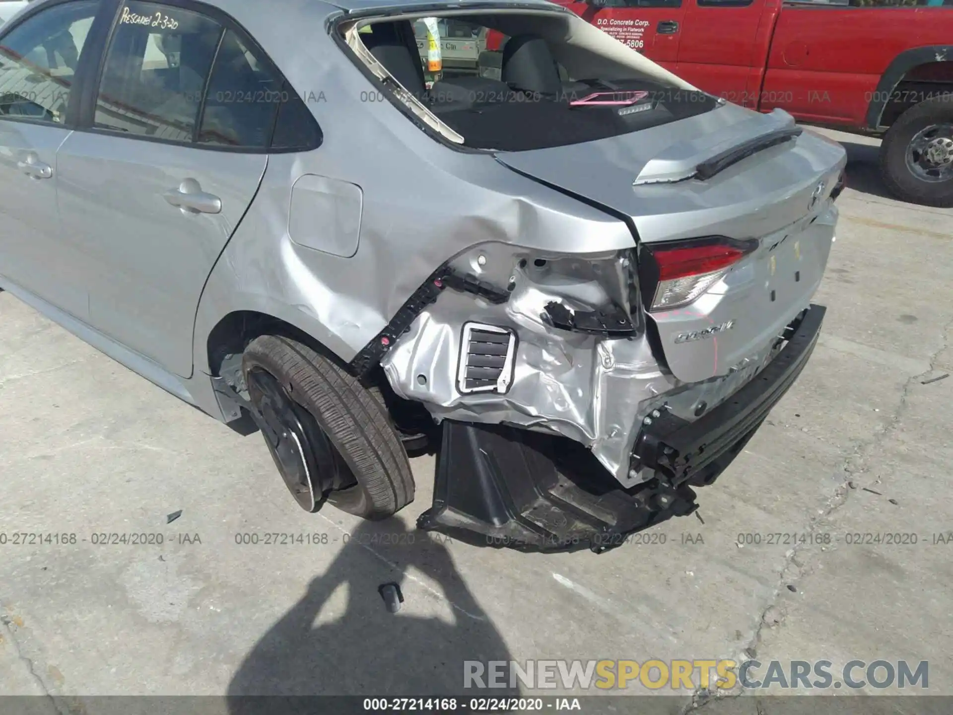 6 Photograph of a damaged car JTDEPRAE8LJ073597 TOYOTA COROLLA 2020