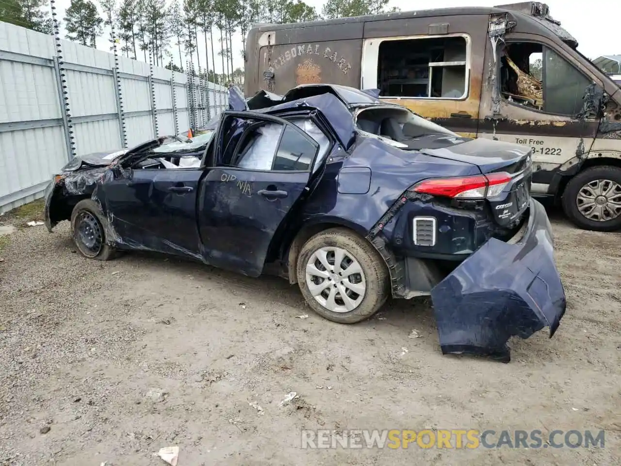 9 Photograph of a damaged car JTDEPRAE8LJ075933 TOYOTA COROLLA 2020