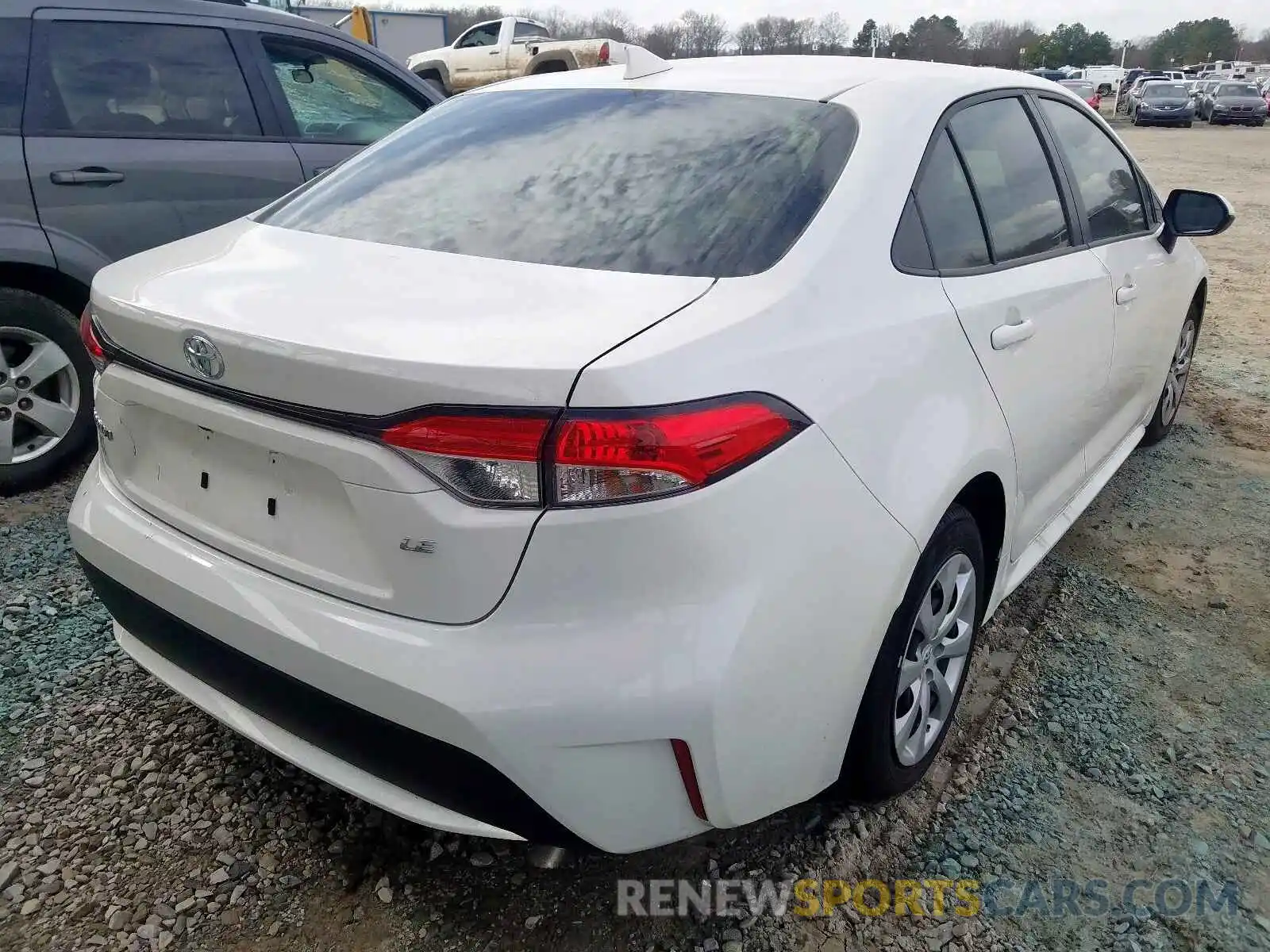 4 Photograph of a damaged car JTDEPRAE8LJ078055 TOYOTA COROLLA 2020