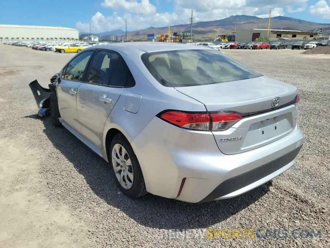 3 Photograph of a damaged car JTDEPRAE8LJ078184 TOYOTA COROLLA 2020