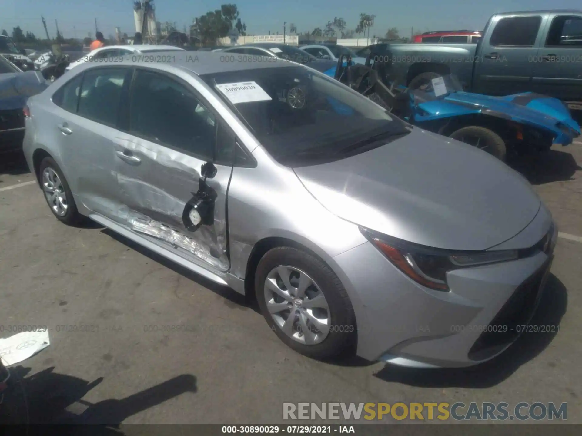 1 Photograph of a damaged car JTDEPRAE8LJ079657 TOYOTA COROLLA 2020