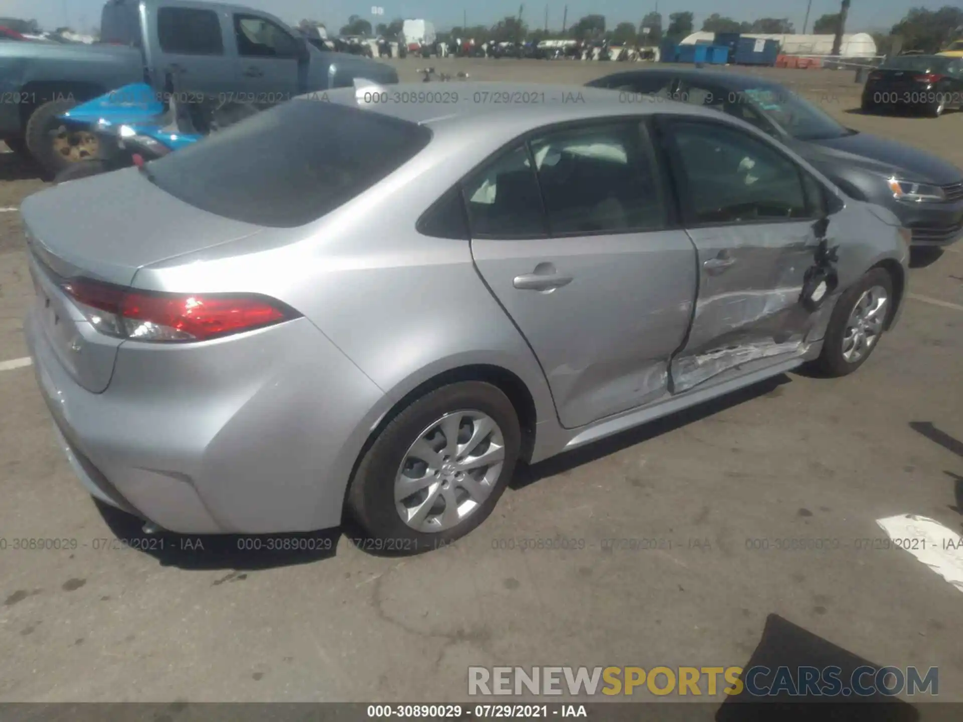 4 Photograph of a damaged car JTDEPRAE8LJ079657 TOYOTA COROLLA 2020