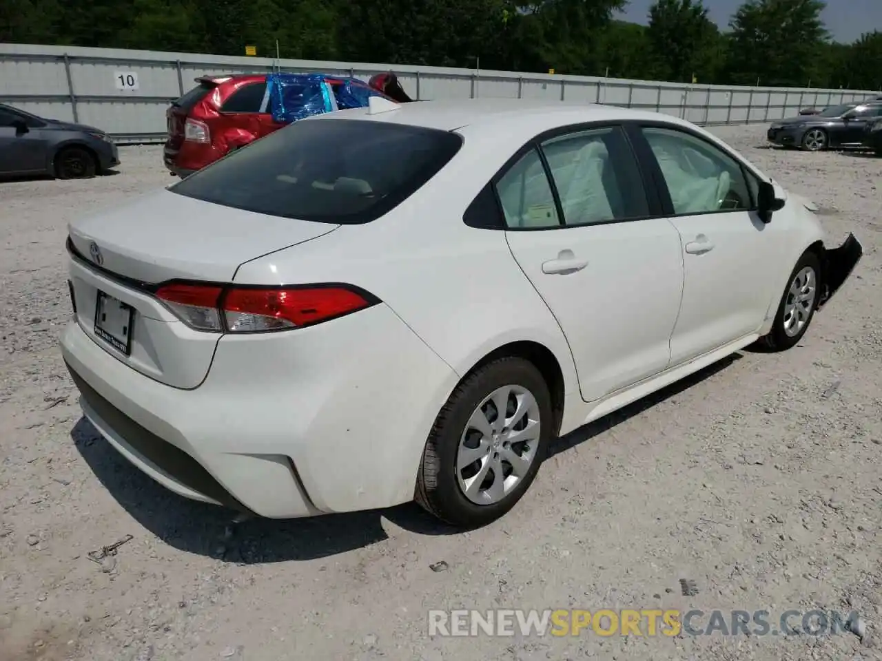 4 Photograph of a damaged car JTDEPRAE8LJ081067 TOYOTA COROLLA 2020