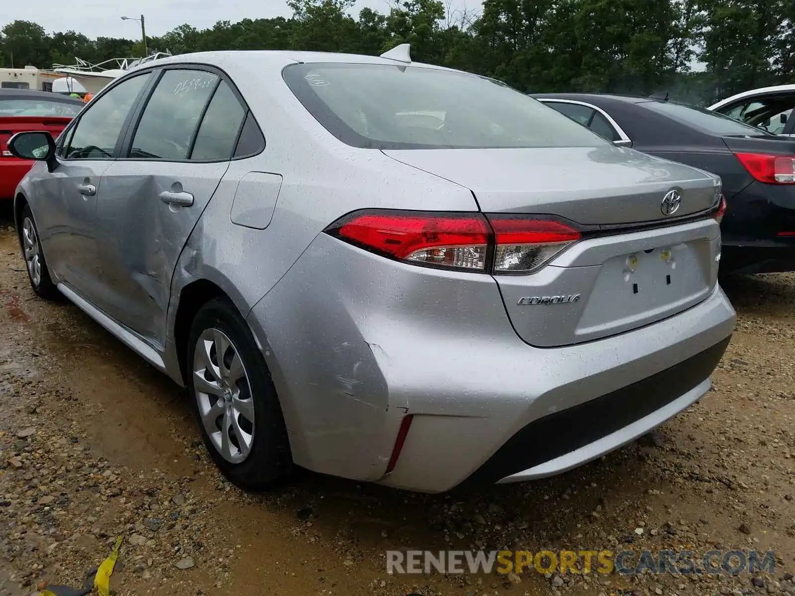 3 Photograph of a damaged car JTDEPRAE8LJ083286 TOYOTA COROLLA 2020