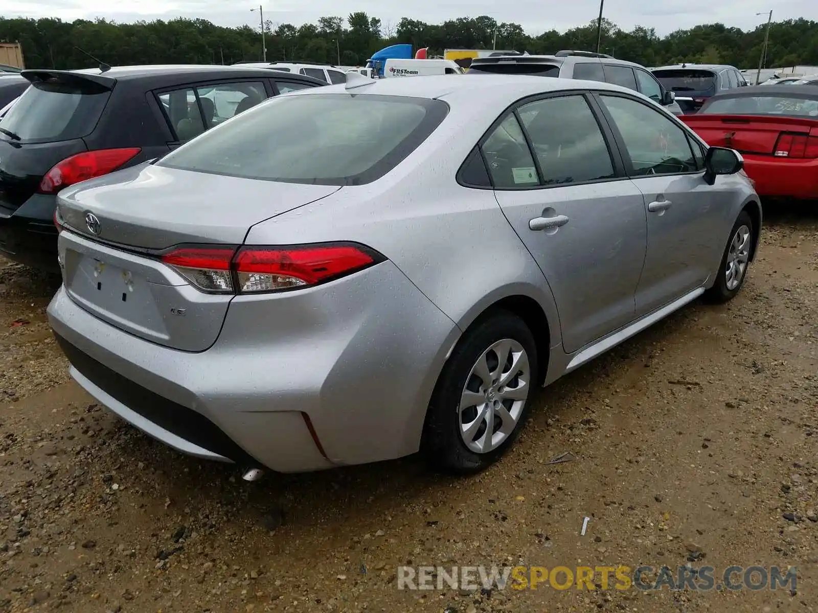 4 Photograph of a damaged car JTDEPRAE8LJ083286 TOYOTA COROLLA 2020